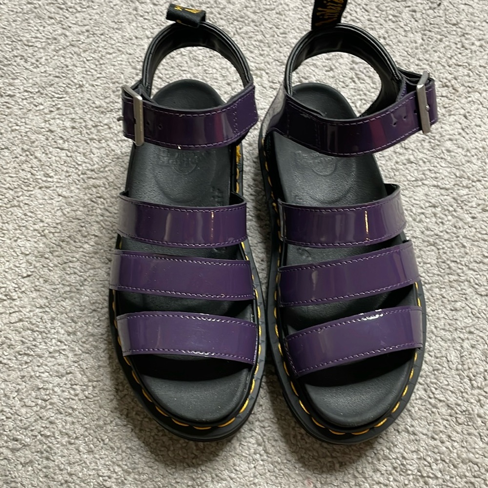 NWOT NO BOX Dr Marten Patent leather Sandals Sz 6 dark purple